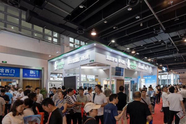 DoubleLong Smart Door System at Expo