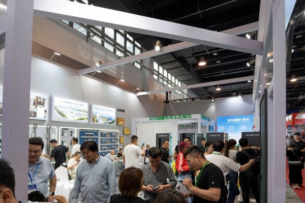 DoubleLong Smart Door System at Expo