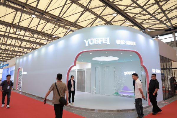 悦妃淋浴房新品展示