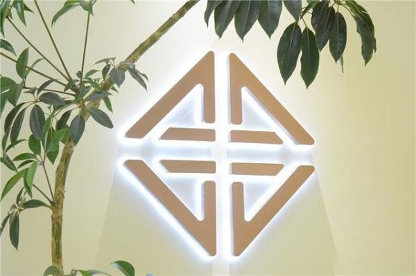 亚正门业经销商感慨照片