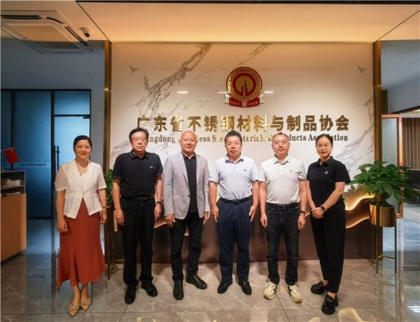 赠书照片