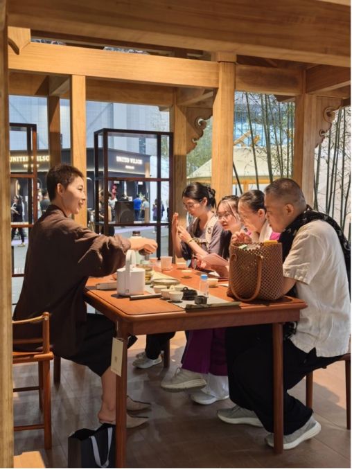 Mingtang Wooden House