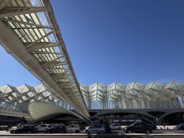 Aesthetic Wandering in Iberia: LSH DESIGN Lin Shanghua: Design is Always on the Road