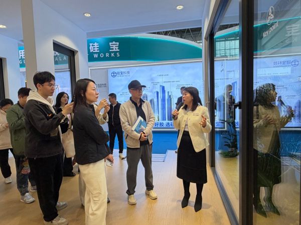 兴三星超耐久门窗五金系统